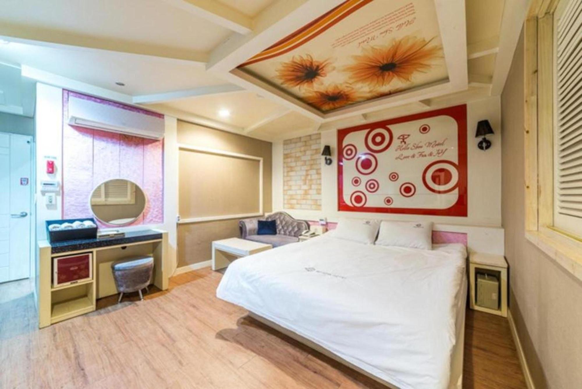 Show Hotel Haeundae Puszan Kültér fotó